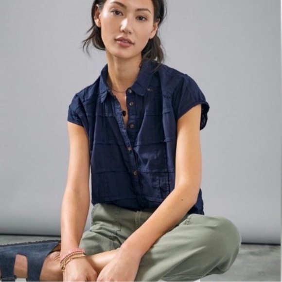 Anthropologie Pilcro Serena Surf Navy Top (XS) - Picture 4 of 6